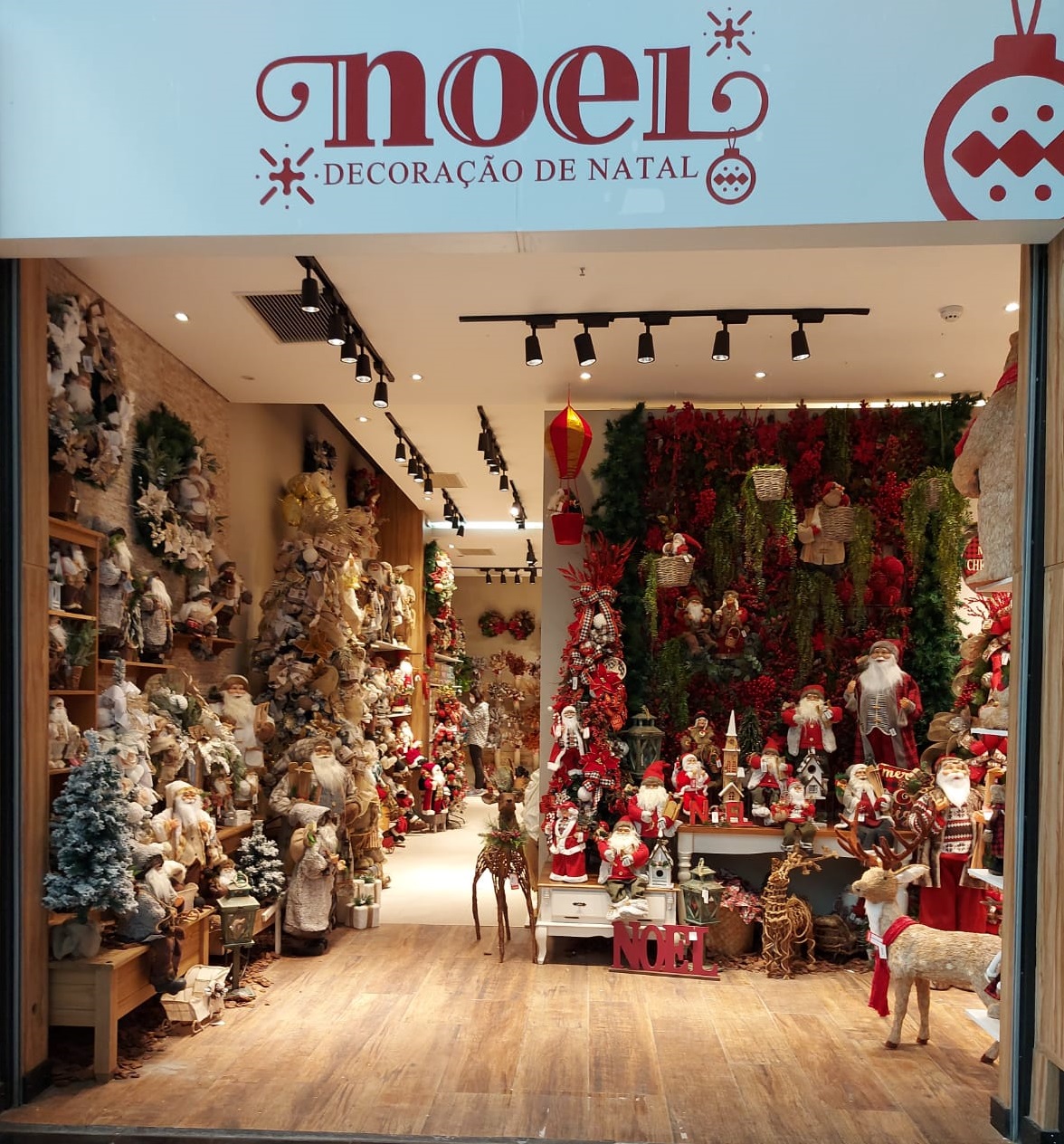 O Natal está chegando: loja de decoração natalina abre as portas no Shopping Curitiba