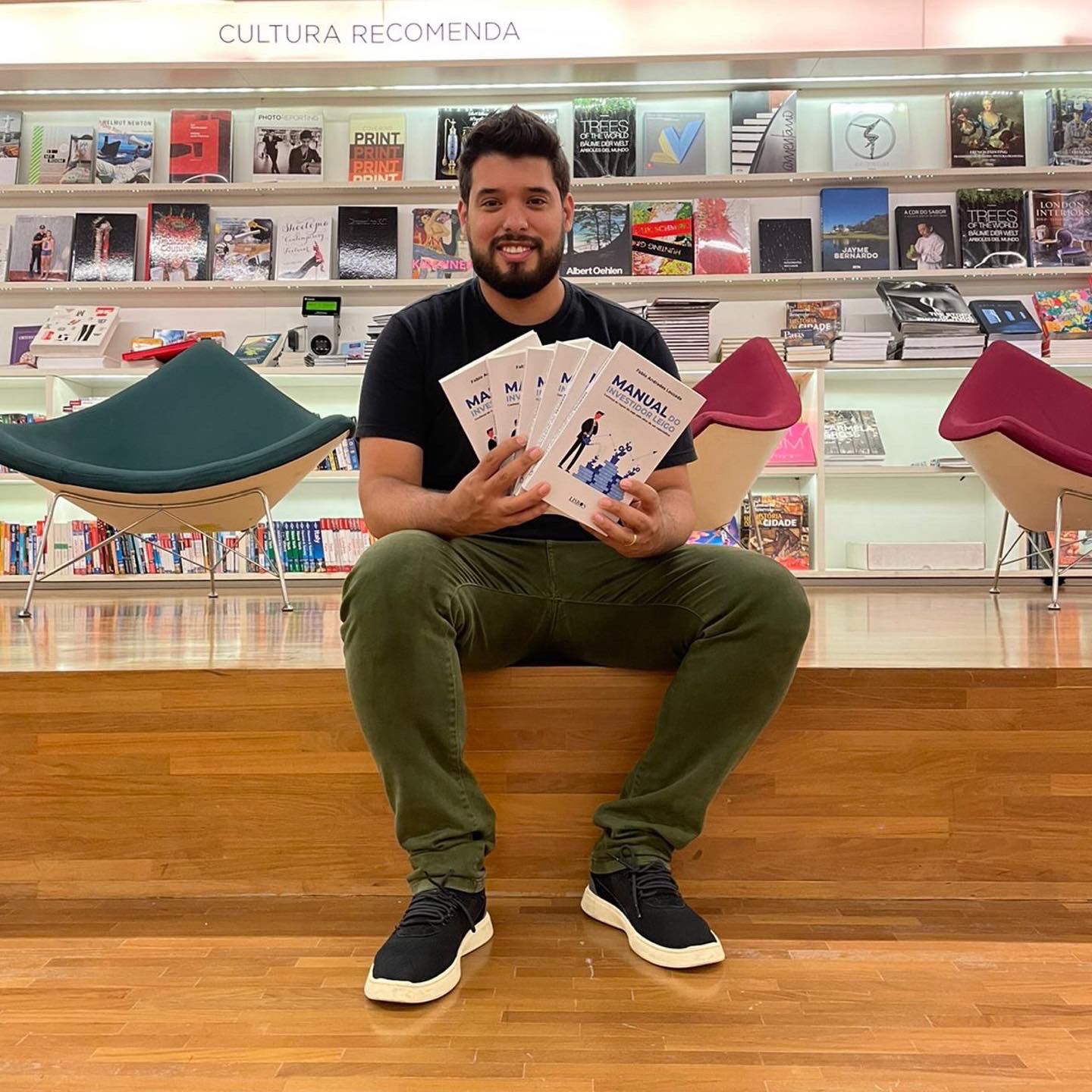 “Manual do Investidor Leigo”, livro de Fabio Louzada, tem lançamento na Livraria Cultura