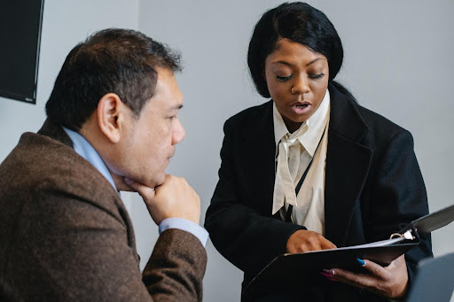 Como funciona um seguro de vida empresarial. Vale a pena?