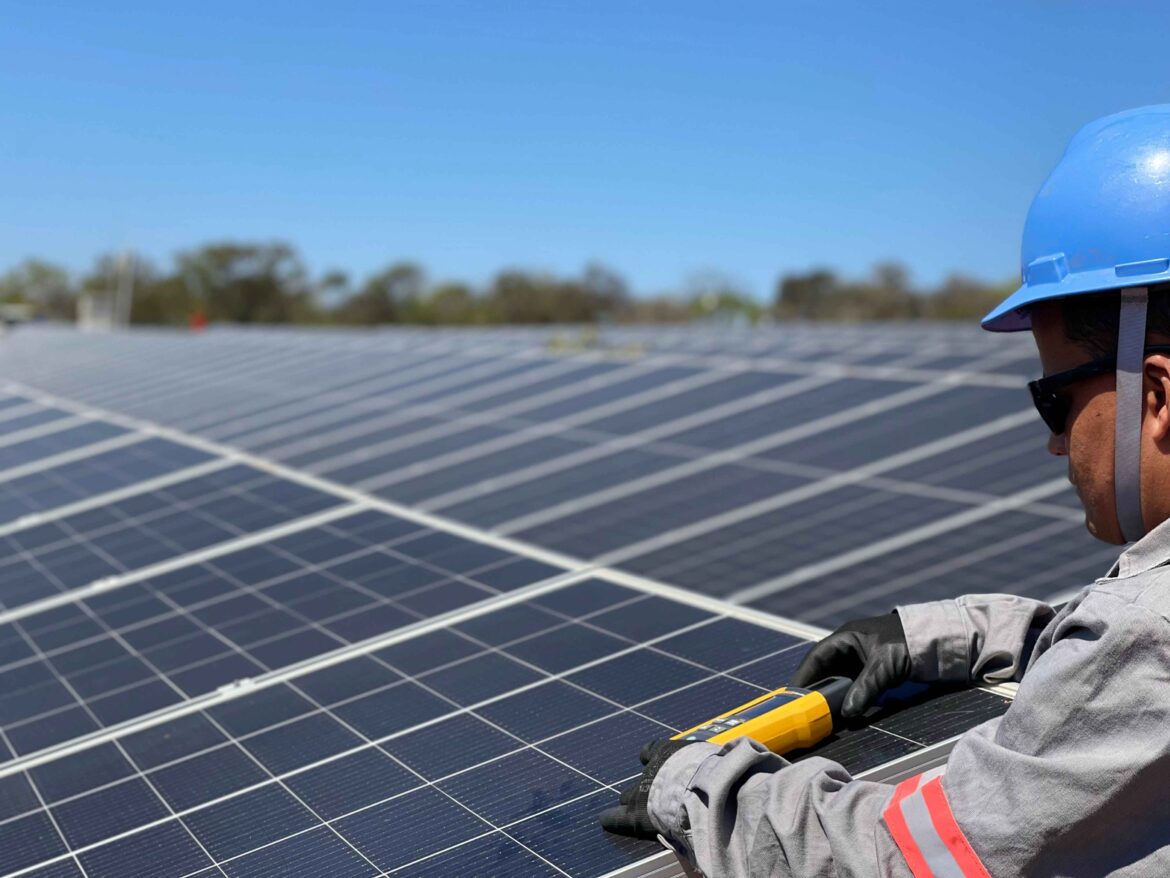 Aquecimento do setor de energia fotovoltaica incentiva novos empreendimentos