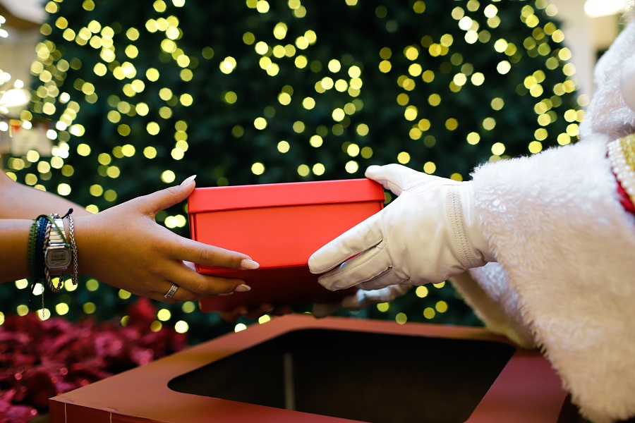 Aurora Shopping “promove” crianças a ajudantes do Noel
