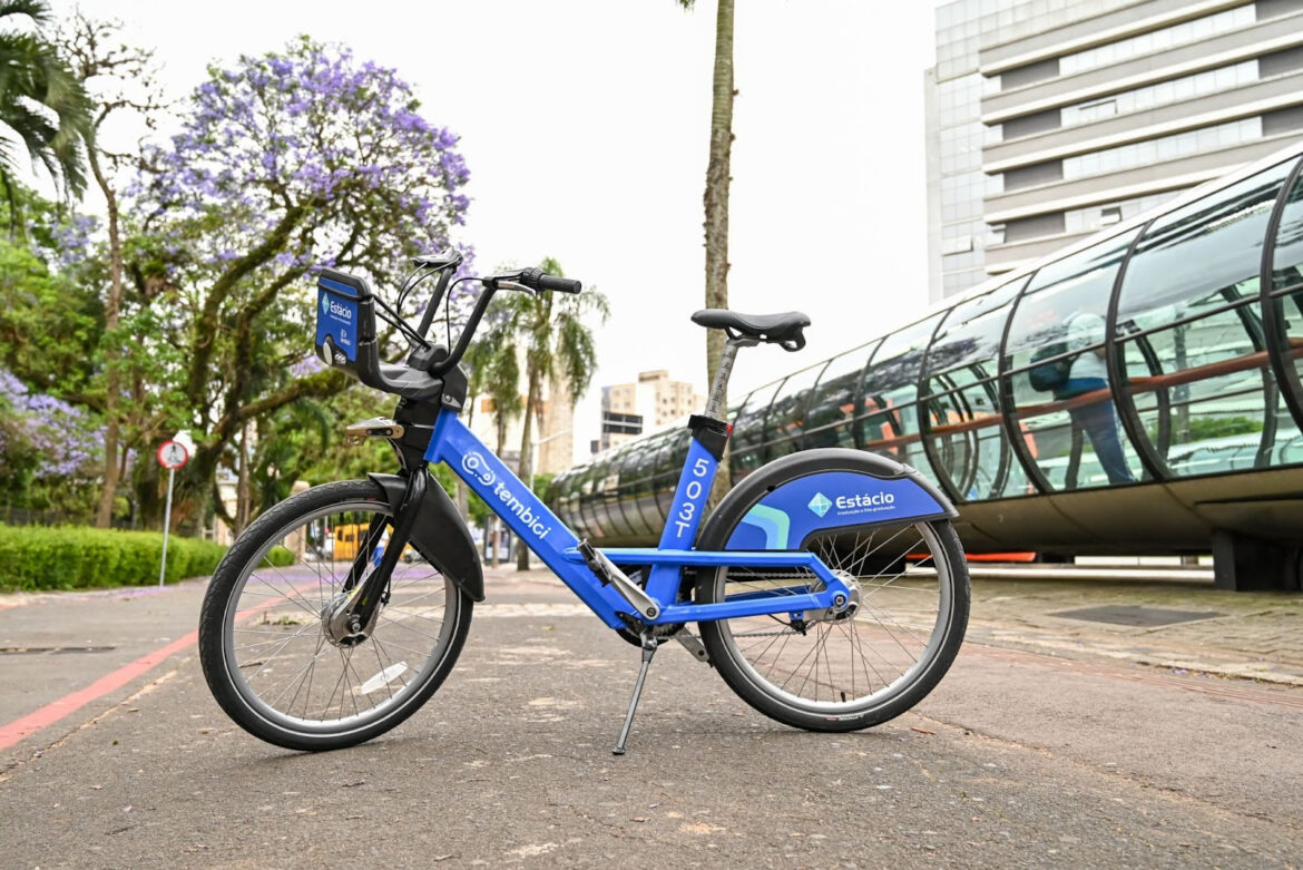 Bicicletas compartilhadas ganham força em Curitiba e deslocamentos aumentam 22% no primeiro bimestre de 2024