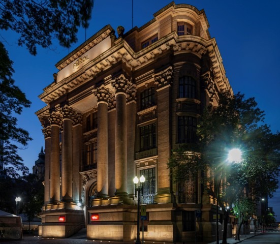Farol Santander Porto Alegre reabre, com a inédita exposição Naturezas Imersivas