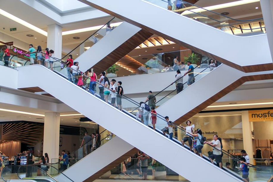 Tendência em shoppings, loja compartilhada chega ao Aurora Londrina