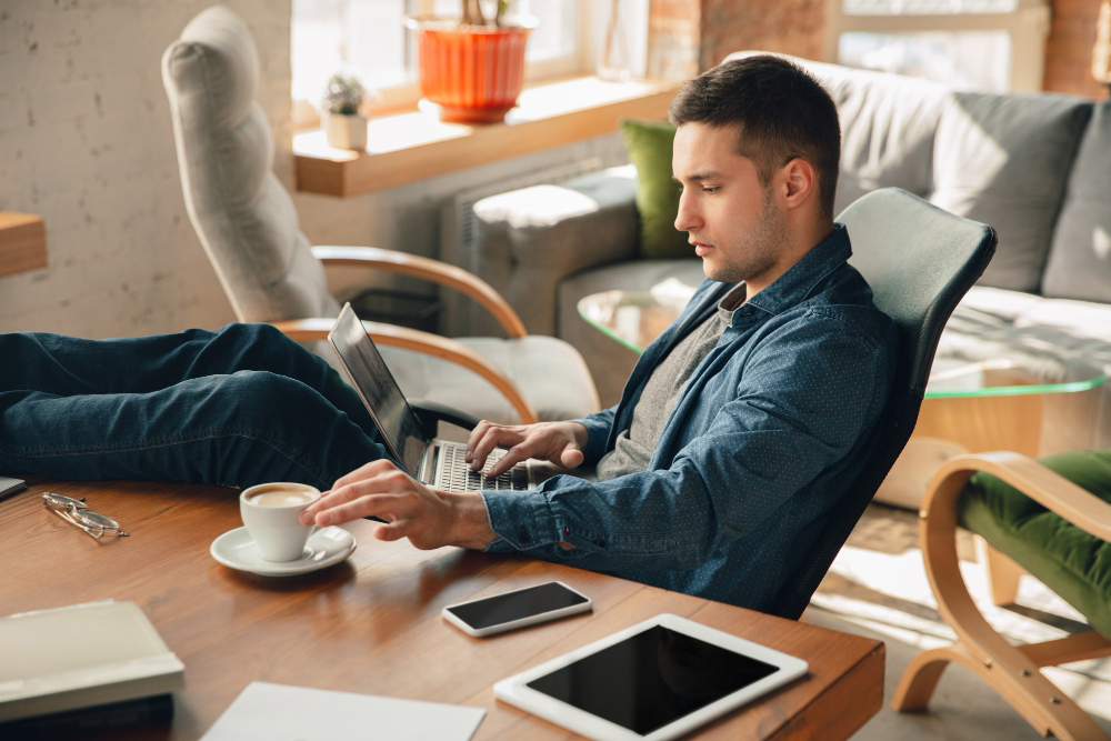 Home office: 5 dicas de organização para melhorar o desempenho