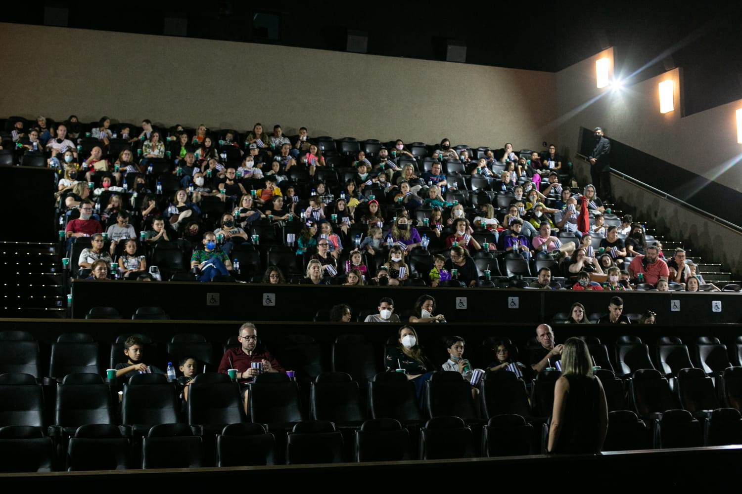 Pré-estreia de ‘Sing 2’ encanta o público no GNC Cinemas Praia de Belas