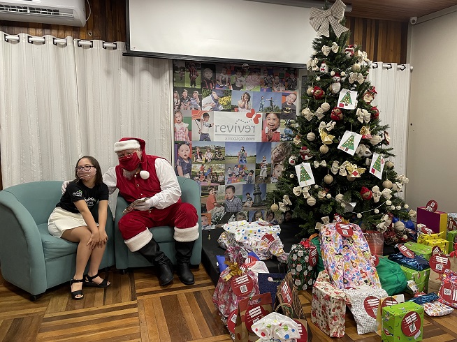 Shopping Curitiba doa presentes e cestas básicas para instituições solidárias