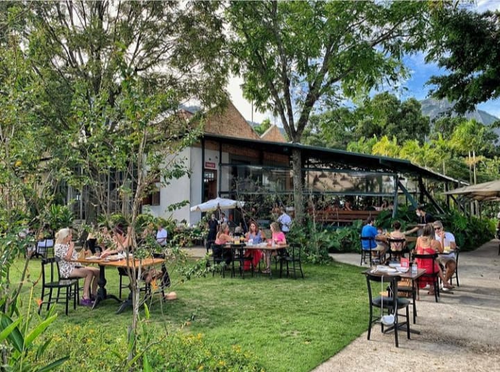 Somos Empreendedoras de Niterói realiza 1º encontro do clube de leitura de 2022 na Casa Camolese