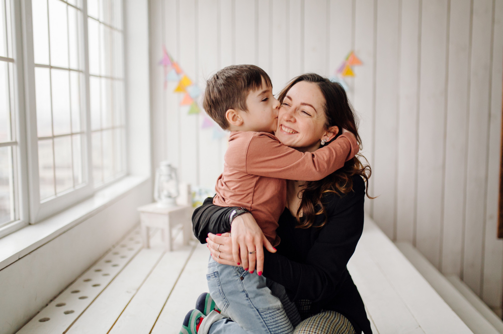 A mãe tem mais direitos de ficar com os filhos na hora da separação? Entenda