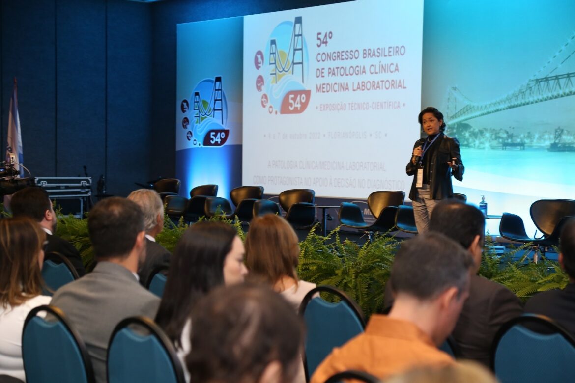 Palestra Magna reforça a importância do diagnóstico no tratamento do paciente