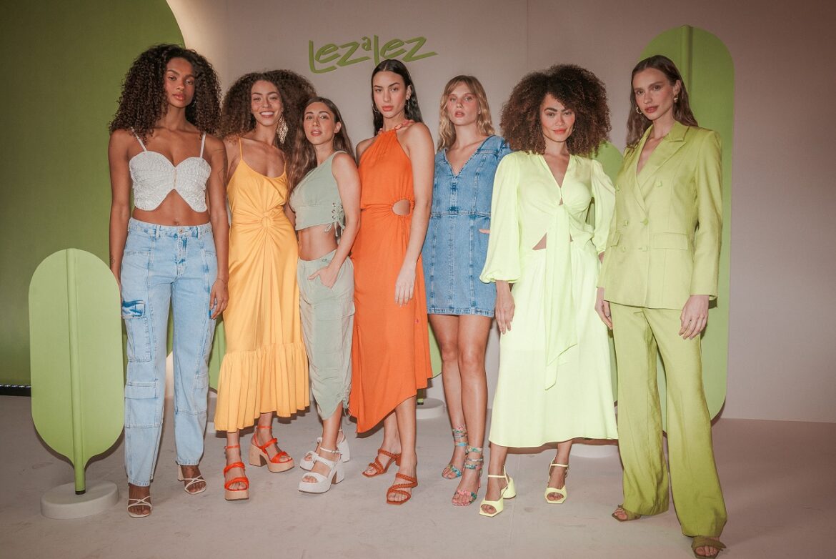 Lez a Lez lança nova coleção primavera 2024 em desfile ao ar livre em Jurerê