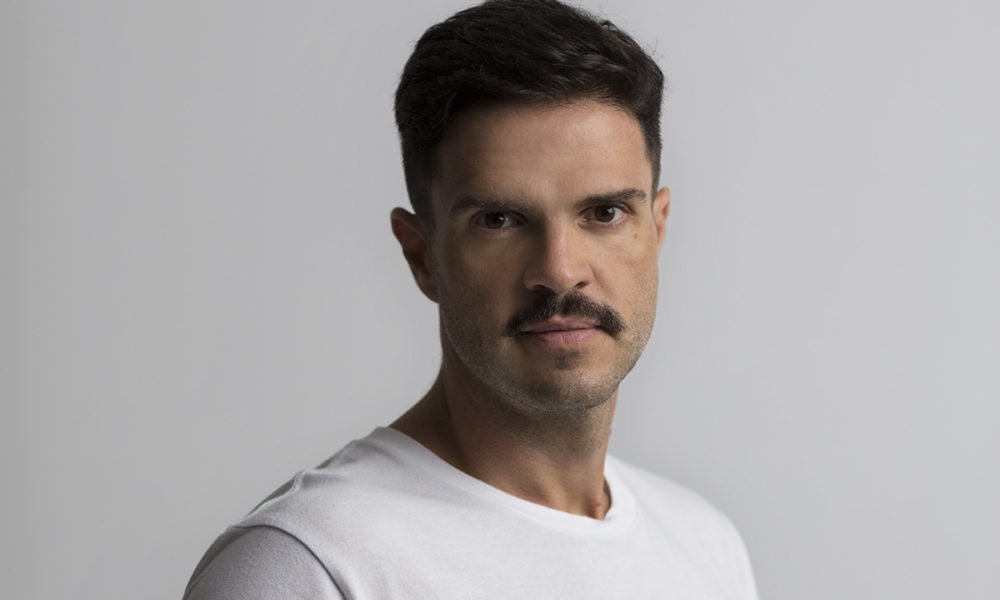 Arquiteto Guto Requena conduz talk para lançamento de marca em Santa Catarina