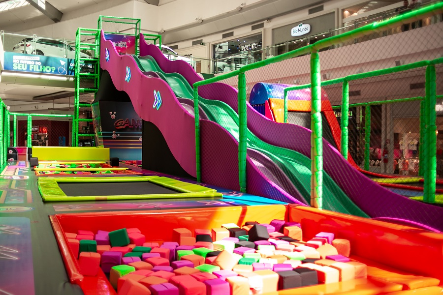 Arena Trampolim é nova atração infantil no Aurora Shopping