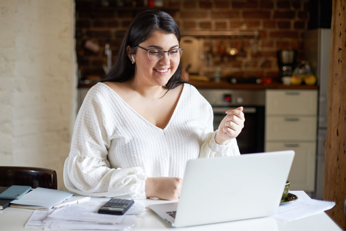 Do offline ao online: como unir modelos tradicionais e digitais para vender mais
