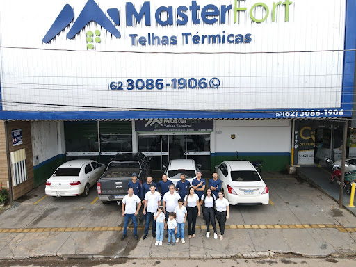 Como as telhas térmicas da Master Fort estão transformando a paisagem de construção em Goiânia