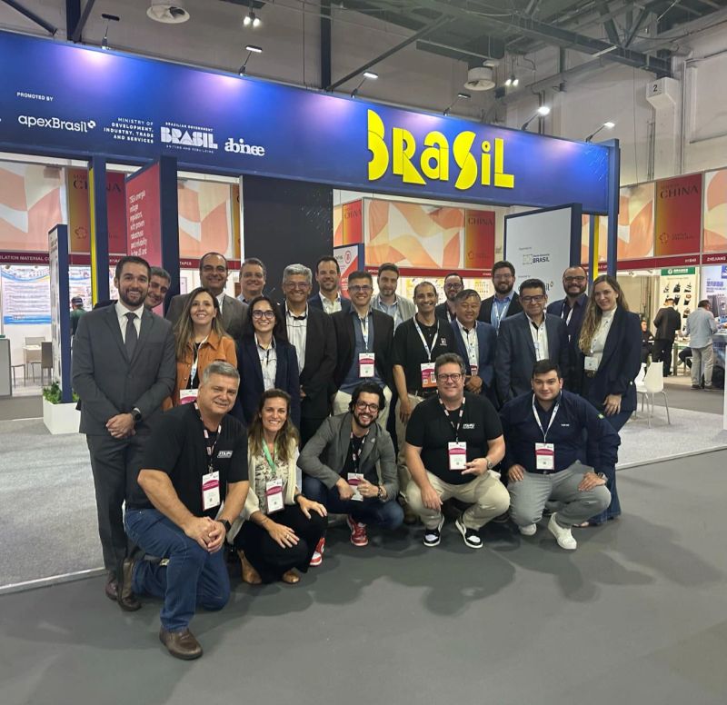KRJ participa da 49ª edição da Middle East Energy Dubai com sua linha de conectores