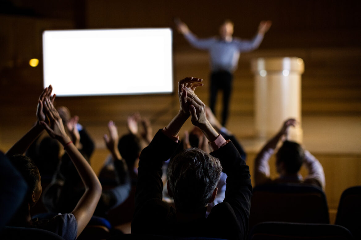 A relevância do SEO no cenário digital atual e a importância de eventos do nicho