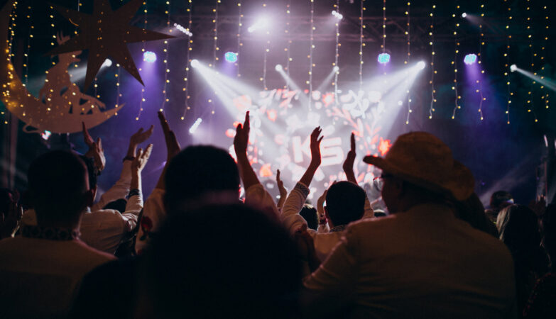 Festival sertanejo aquece turismo e comércio em Curitiba
